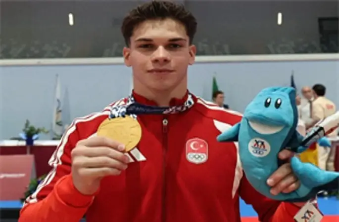 Akdeniz'in altın çocuğu Altan