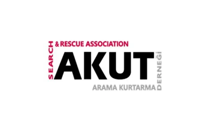 AKUT, Demre’de mahsur kalan vatandaşı kurtardı