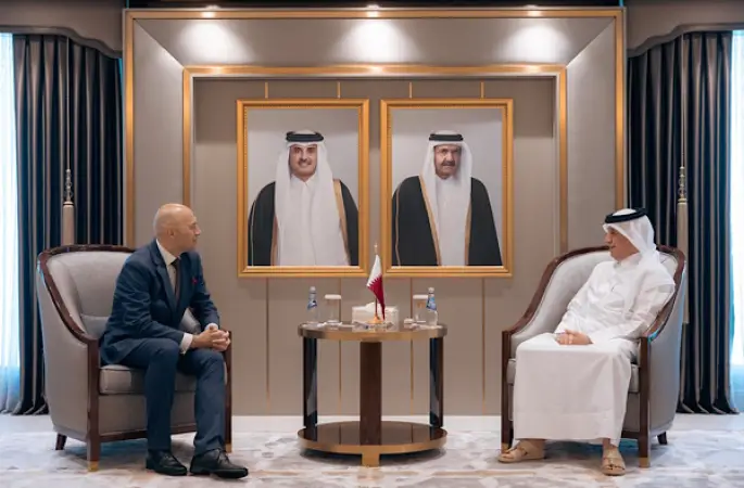 Al Muraikhi, Çekya'nın Doha Büyükelçisi Chalupecky ile görüştü