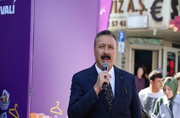 Alışveriş festivali Gölcük'te ticareti canlandırdı