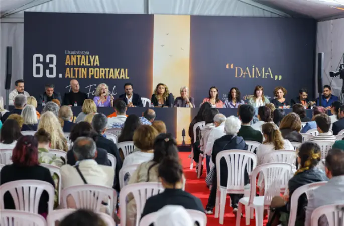 Altın Portakal’da festival heyecanı söyleşilerle başladı