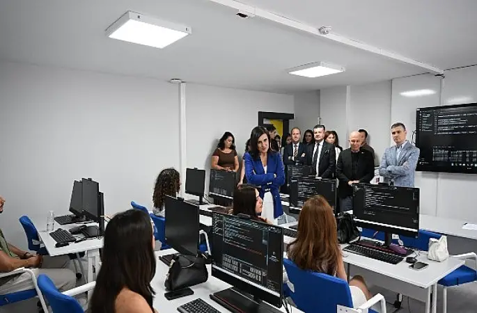 Antalya Dijital Gençlik Merkezi (DİGEM) açıldı 
