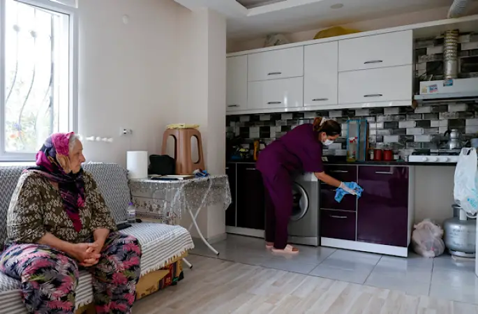 Antalya’da 8 ayda 1.524 vatandaşa evde bakım hizmeti verildi