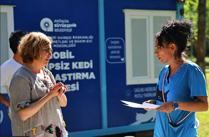 Antalya'da Mobil Kısırlaştırma Ünitesi Karaalioğlu Parkı'nda hizmete başladı