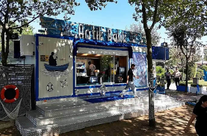 Antik Balık, lezzet yolculuğunu Başiskele sahile taşıdı