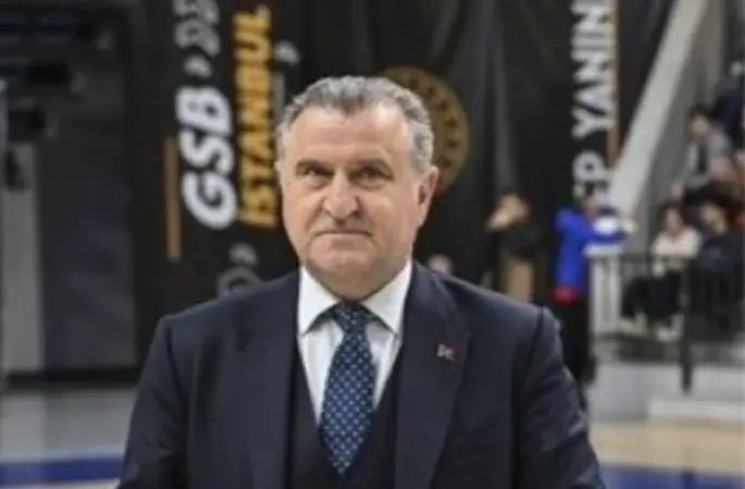 Bakan Bak, Diyarbakır’da AK Parti teşkilatıyla bir araya geldi