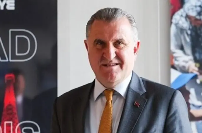 Bakan Bak, “Önce Öğrenci” Tercih Destek Programı’nda öğrencilerle buluştu