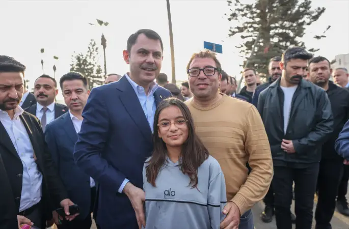 Bakan Kurum, Hatay'da, 455 bininci afet konutu teslimi öncesi incelemelerde bulundu