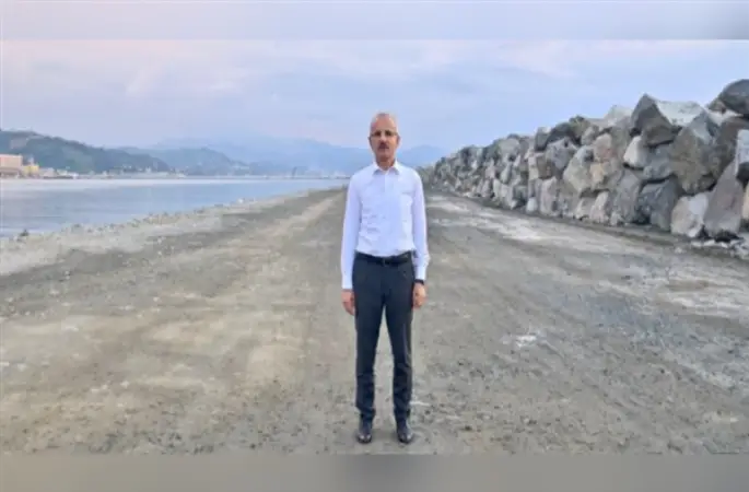 Bakan Uraloğlu, Trabzon heyetini kabul etti