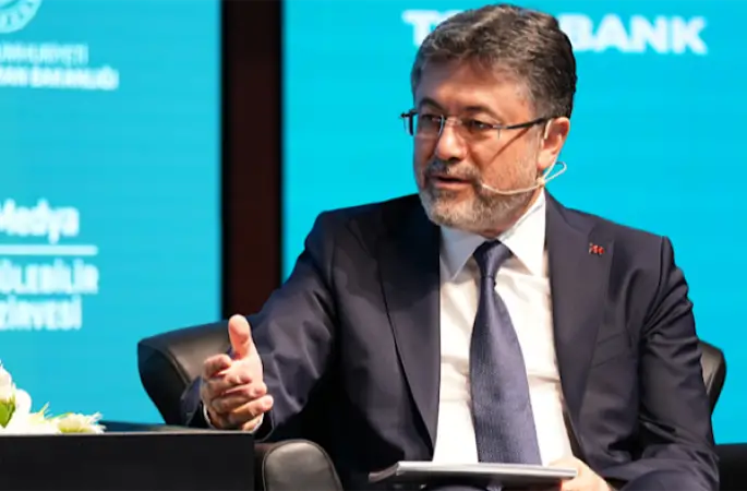 Bakan Yumaklı: İspanya'daki uçaklarımız da görevini tamamlayıp ülkemize dönüş yaptı