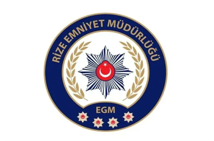 Bakırköy’de tahliye vaadiyle para isteyen 4 şüpheli suçüstü yakalandı