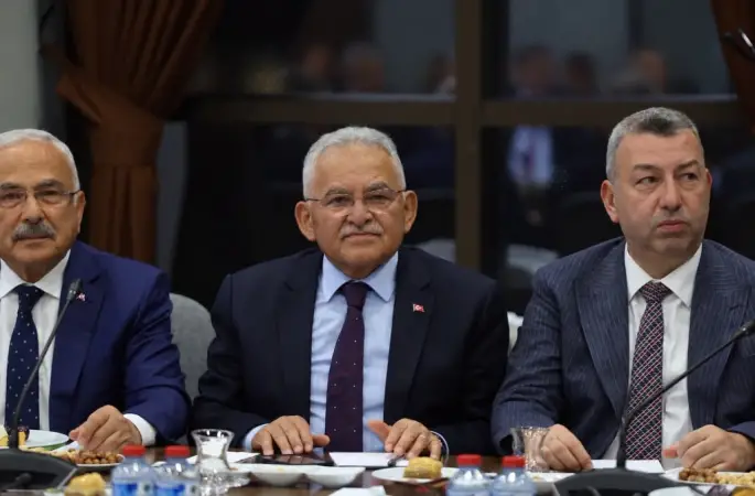 Başkan Büyükkılıç, Ankara’da temaslarda bulundu