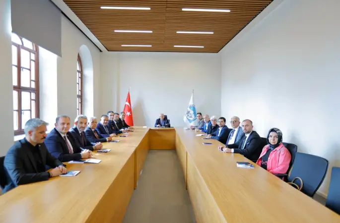 Başkan Büyükkılıç, Kayseri Kent Konseyi’nin yeni yönetimini ağırladı