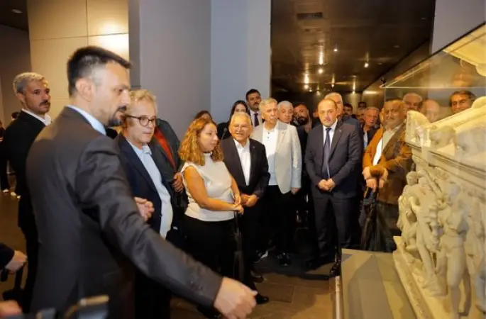 Başkan Büyükkılıç, Kayseri’yi Tarihi Kentler Birliği heyetine  tanıttı
