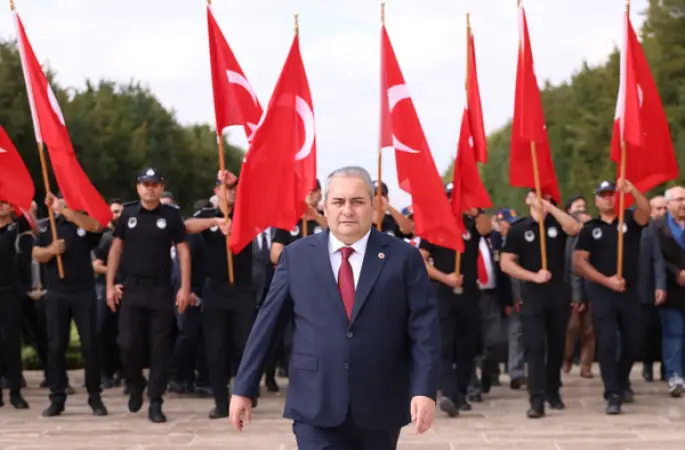 Başkan Özarslan’dan 29 Ekim Cumhuriyet Bayramı mesajı