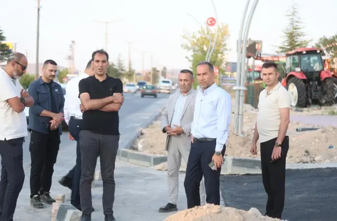 Başkan Özdemir, şehir genelindeki projeleri sahada denetledi
