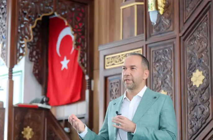 Başkan Özdemir, yaz Kur'an kursu öğrencilerini ziyaret etti