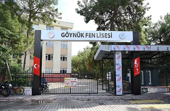 Başkan Topaloğlu, Göynük Fen Lisesi mezunu deniz biyoloğu Yeşim Ayar ile buluştu