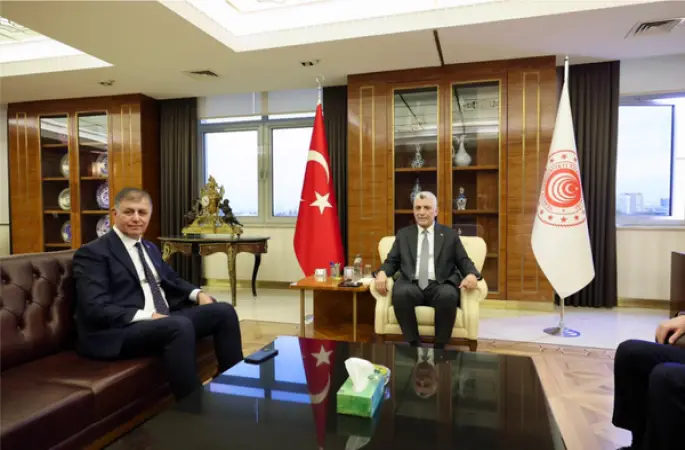 Başkan Tugay’dan Bakan Bolat’a ziyaret