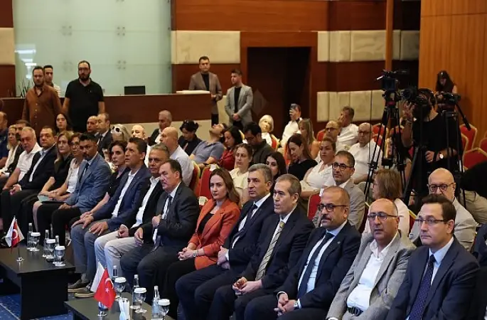Başkan Vekili Özdemir Kaleiçi Zirvesi'ne katıldı 