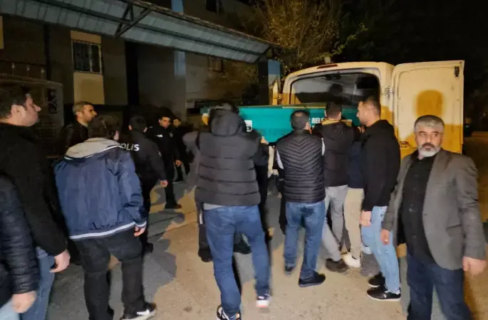 Biri engelli 2 çocuğunu silahla öldürdükten sonra intihar etti