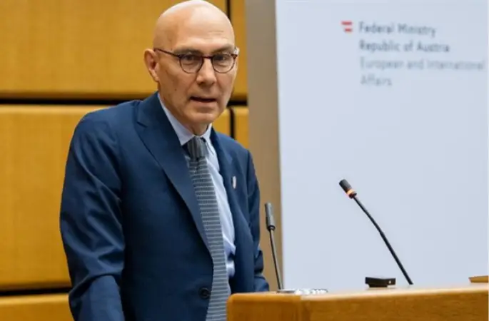 BM İnsan Hakları Yüksek Komiseri Türk, Beyrut'ta sivil kayıplara dikkat çekti