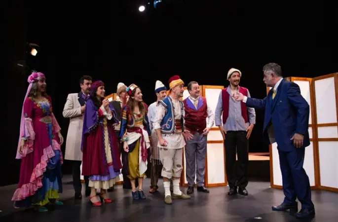 Bursa Şehir Tiyatrosu 20. yılını sergiyle kutluyor