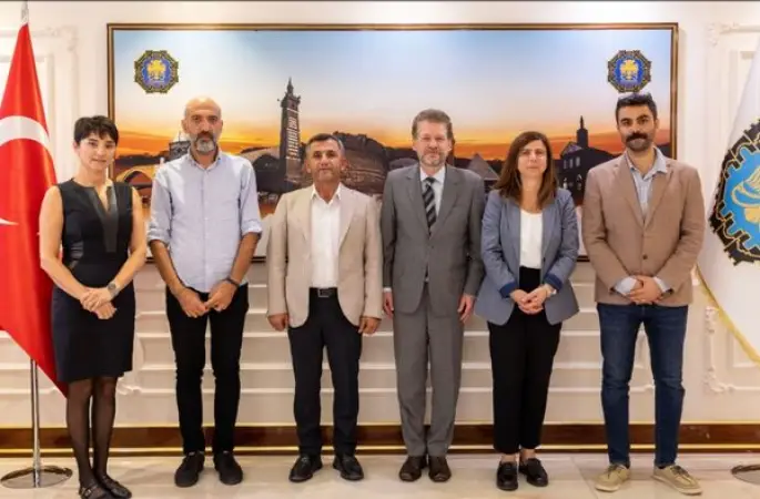 Büyükelçi Manasijevski’den Diyarbakır Büyükşehir Belediyesine ziyaret