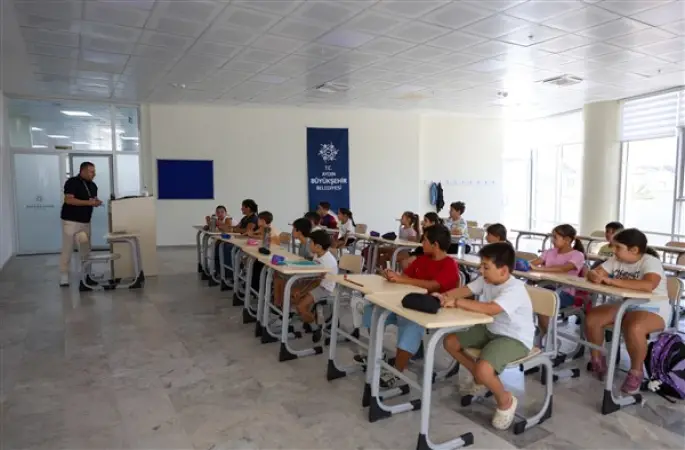 Büyükşehirin yaz dönemi İngilizce kursları sürüyor