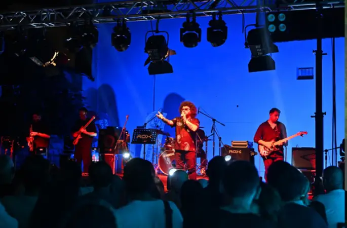Can Gox Manisa'da konser verdi