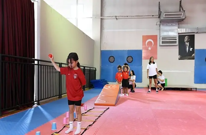 Çiğli'de Yaz Sporla Dolu Geçti: 1.747 Kişi Yaz Okullarından Faydalandı