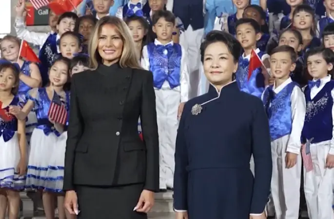 Çin ve ABD first lady'leri Asya Sanatı Ulusal Müzesi'ni ziyaret etti