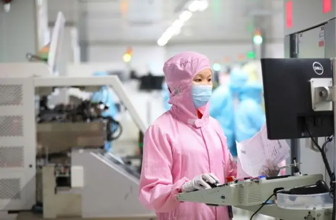 Çin’in elektronik bilgi imalat endüstrisinin işletme geliri yüzde 18,5 arttı