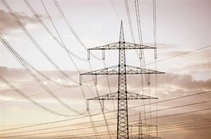 Çin’in kuzeydoğusundaki ilk güneş enerjisi santrali elektrik üretimine başladı