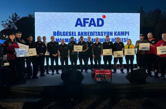 Çorlu Belediyesi Arama Kurtarma Ekibi Bolu’daki kampta iki derece elde etti