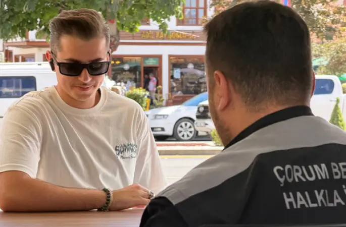 Çorum Belediyesi Çözüm Merkezi sahada vatandaşları dinliyor