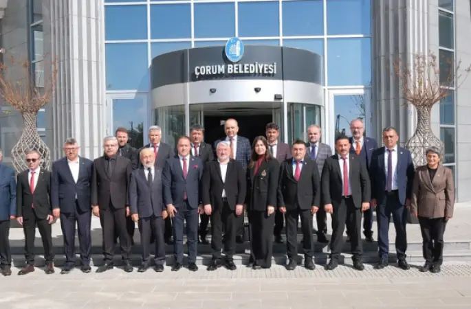 Çorumlu muhtarlardan Başkan Aşgın’a ziyaret