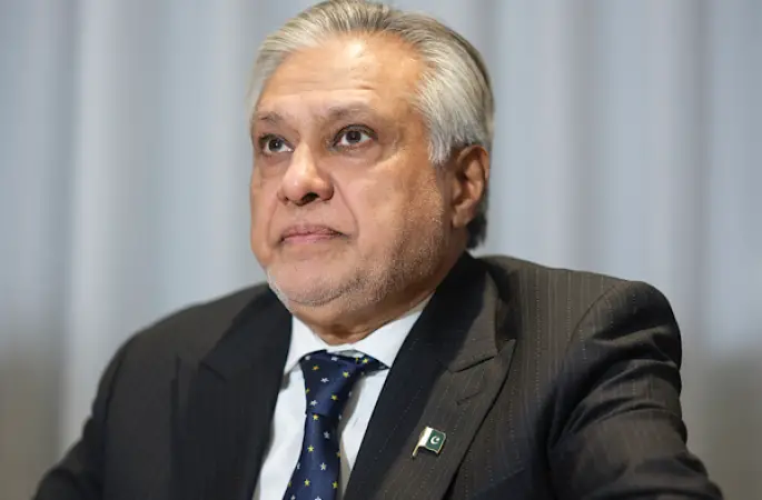 Dar: Pakistan ve İran ilişkileri güçlendirmeyi hedefliyor