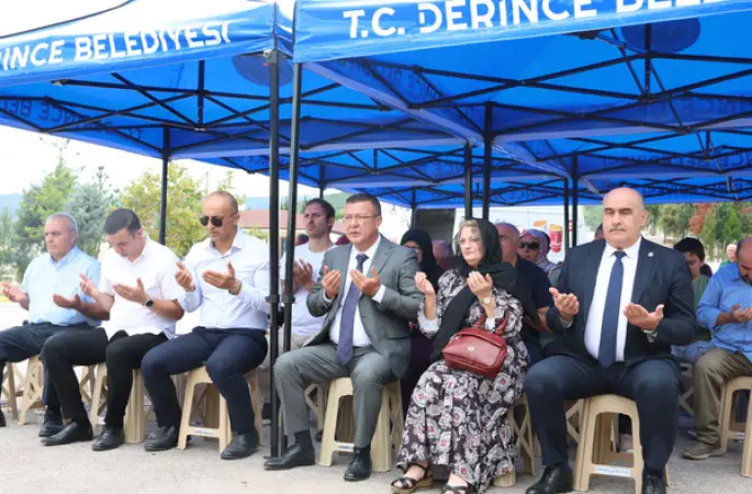 Derince’de 17 Ağustos deprem şehitleri dualarla anıldı