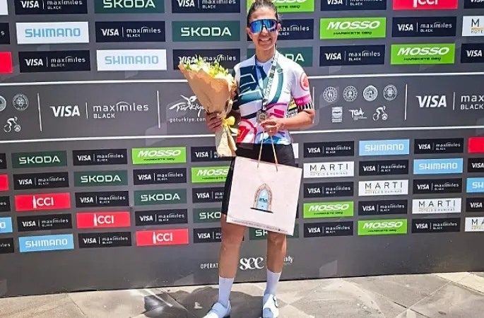 DEÜ'lü Akademisyen, L'Étape by Tour de France Türkiye Etabı'nda İkincilik Kürsüsüne Çıktı