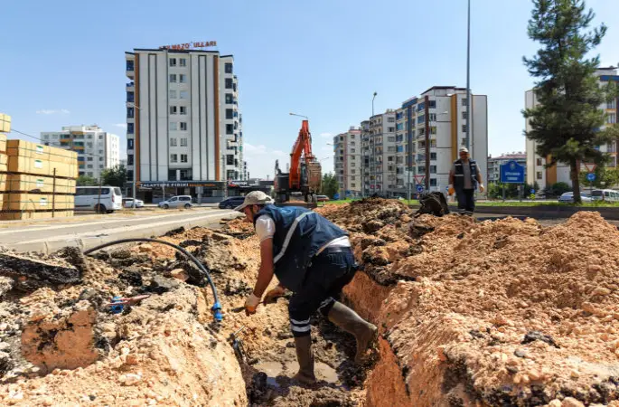 DİSKİ, Leyla Kasım Caddesi’nde yeni yerleşimlerin içme suyu altyapısını tamamladı