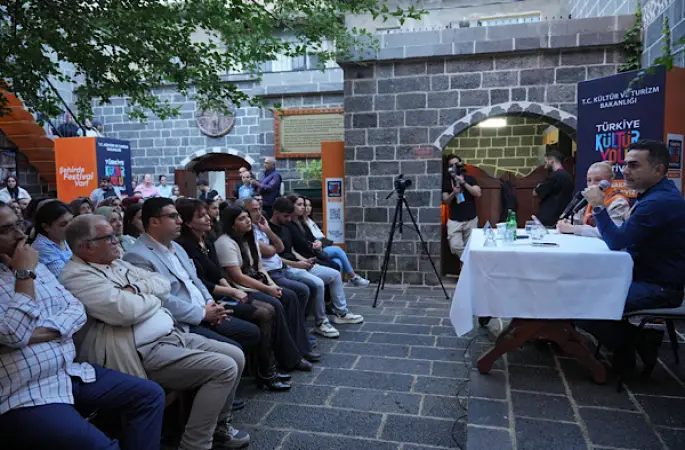 Diyarbakır Kültür Yolu Festivali’nin dördüncü gününde Cahit Sıtkı Tarancı anıldı