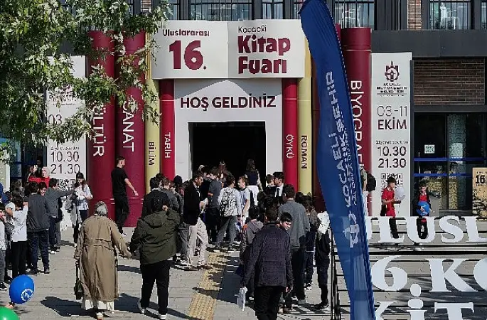 Dünyanın renkleri Kocaeli Kitap Fuarı'nda