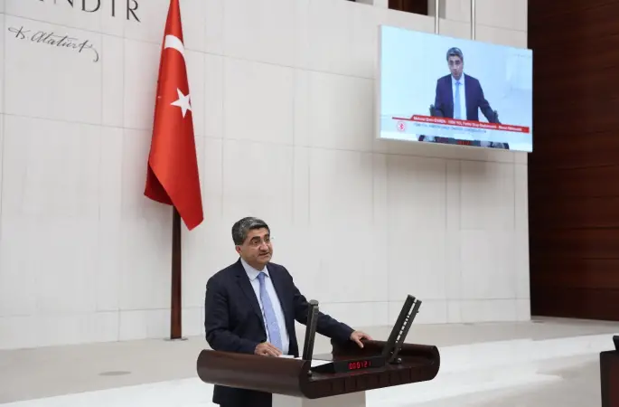 Ekmen: Bir çocuğun eğitim hakkı uygulanabildiğinde ve bu hizmet alınabildiğinde vardır