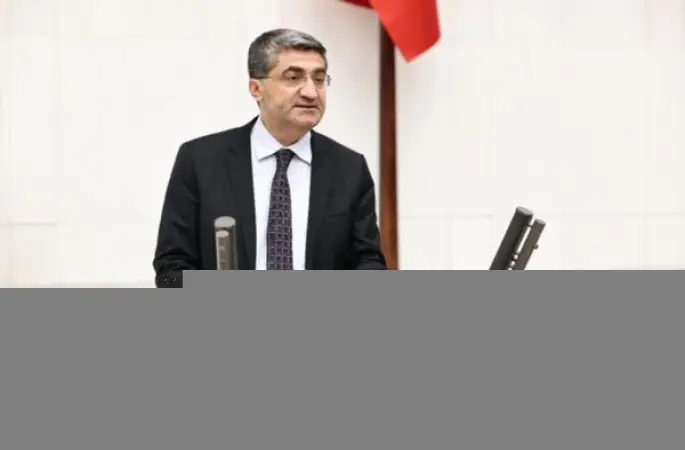 Ekmen: Staj ve çıraklık dönemindeki sigorta girişleri emekliliğe esas alınmalı