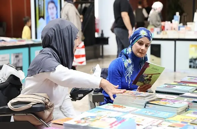 “Engelsiz Taksi" ile Kitap Fuarı'na kolay ulaşım  