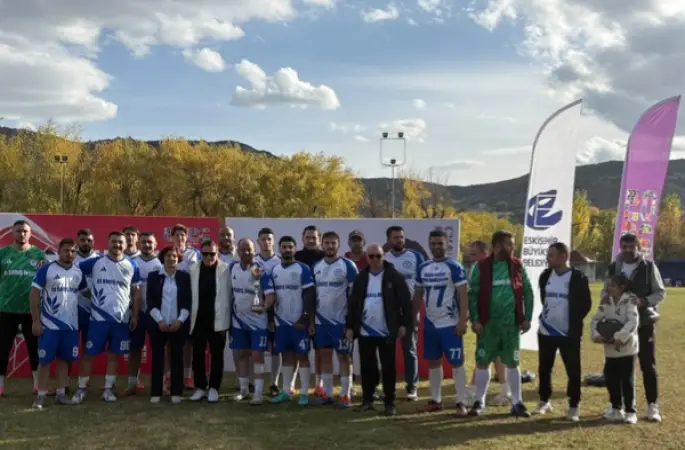 Eskişehir’de Cumhuriyet Kupası’nı Odunpazarı Başkanlık kazandı