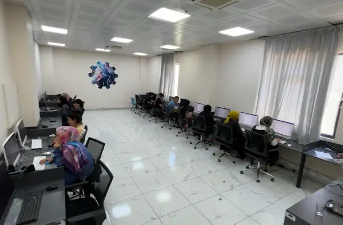 Eyyübiye Belediyesi Süleymanşah Gençlik Merkezi'nde yaz kursları sürüyor