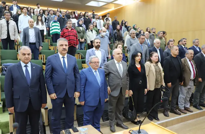Fırat Üniversitesi'nde Cumhuriyet Bayramı programı düzenlendi