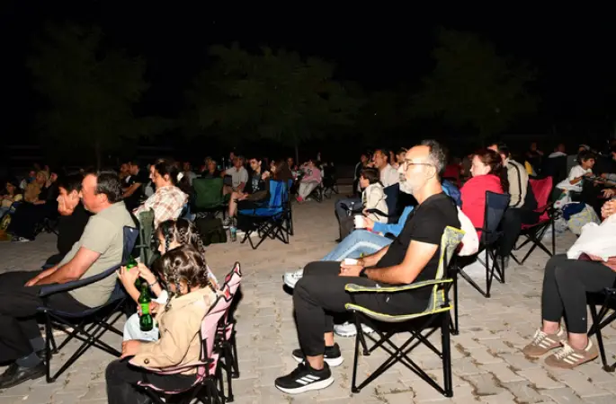 Gece gözlem etkinlikleri Seyitgazi'de başladı